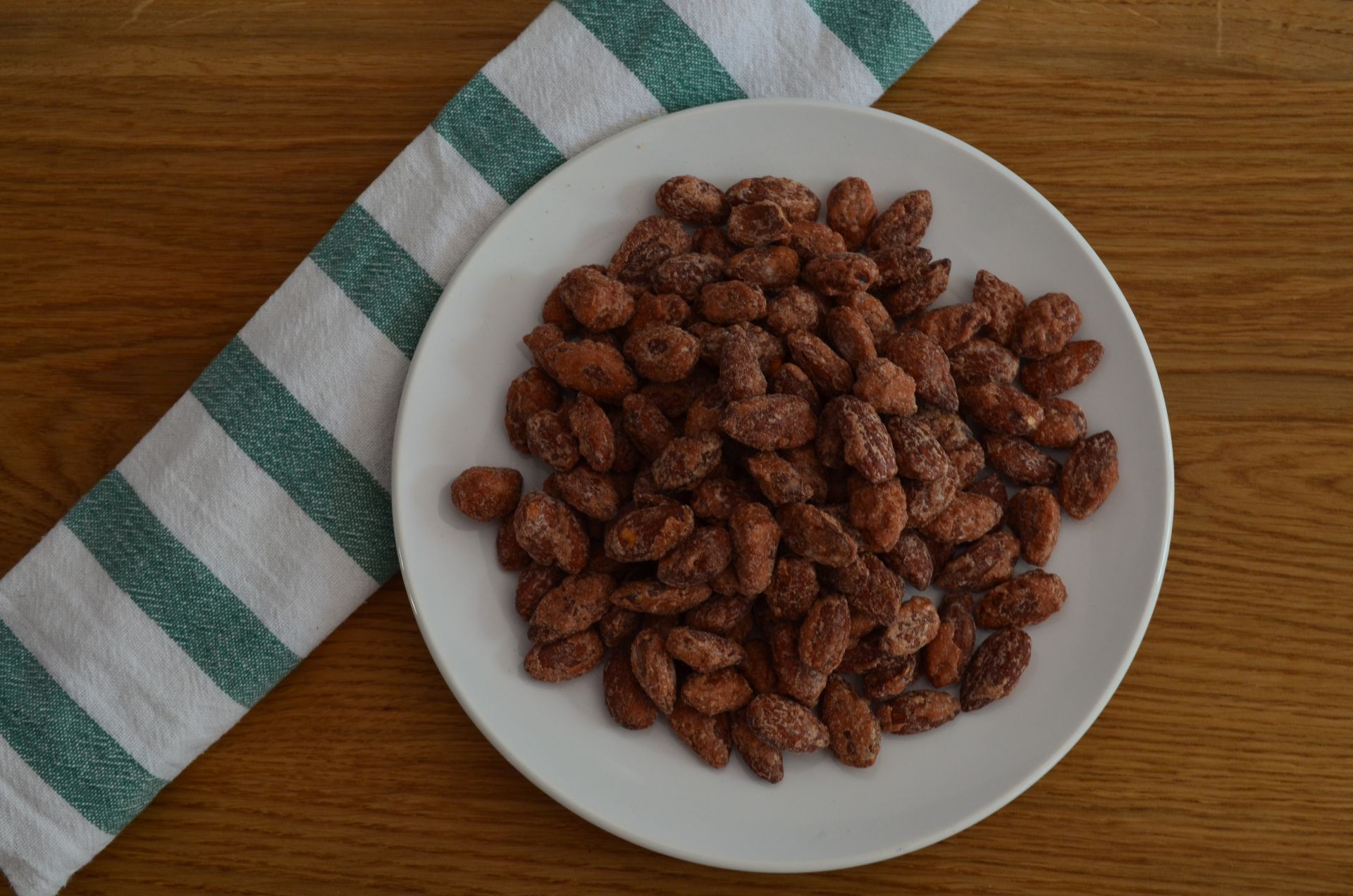 Tasty Pott Gebrannte Mandeln 1000g Beutel Tasty Pott Gebrannte Mandeln 1000g Beutel