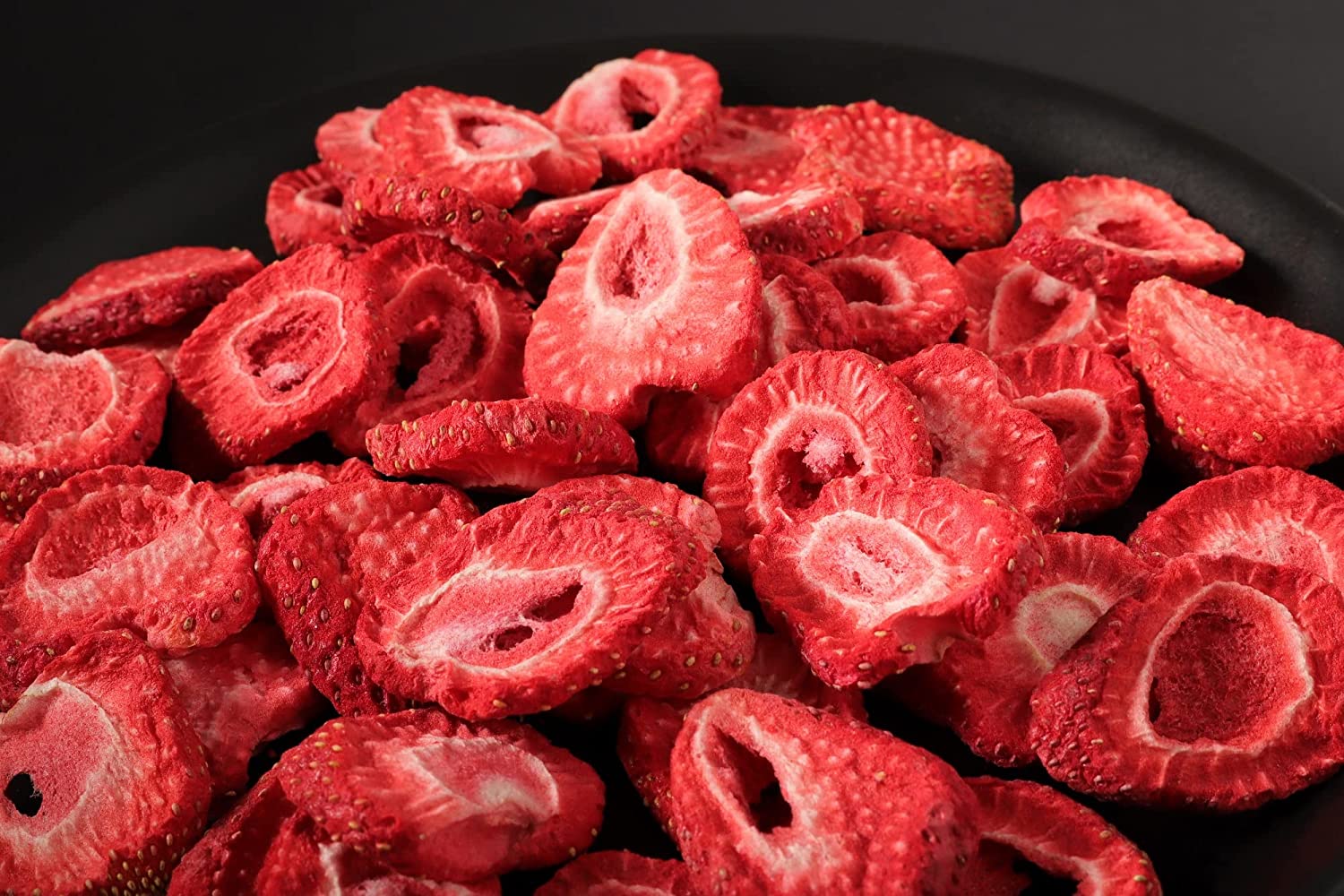 Tasty Pott Bio Cashewcreme mit Erdbeeren und weißer Schokolade 200g Glas