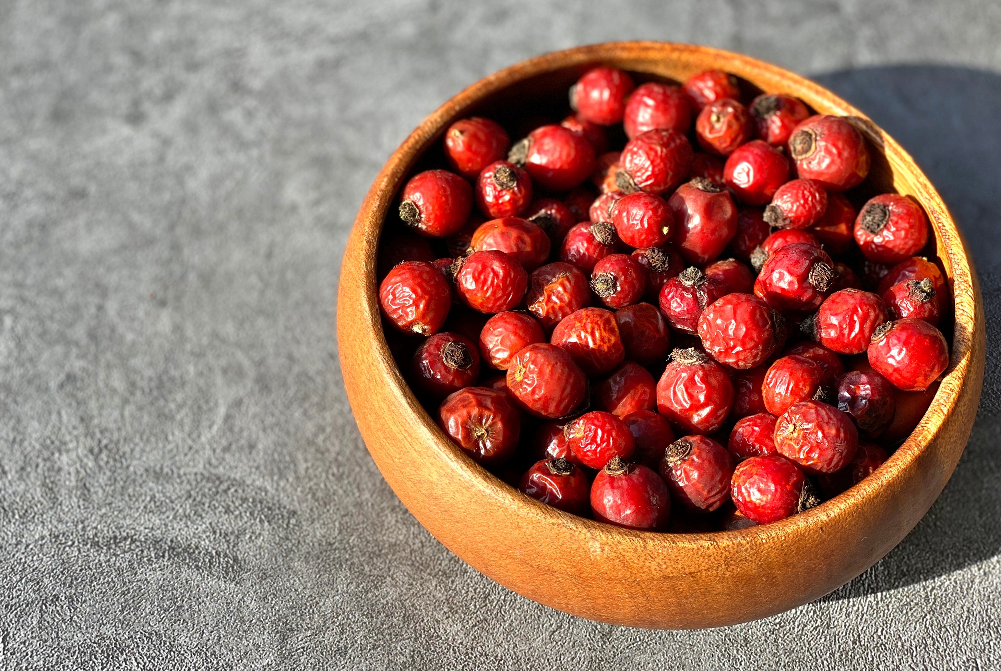 Bio Hagebutten ganz - getrocknete ganze Frucht - 1 kg Tasty Pott