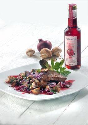 Fruchtwerker Blaubeer & Essig mit Agavendicksaft 250ml – Fruchtessig mit feiner Beeren-Note Fruchtwerker Blaubeer & Essig mit Agavendicksaft 250ml – Fruchtessig mit feiner Beeren-Note