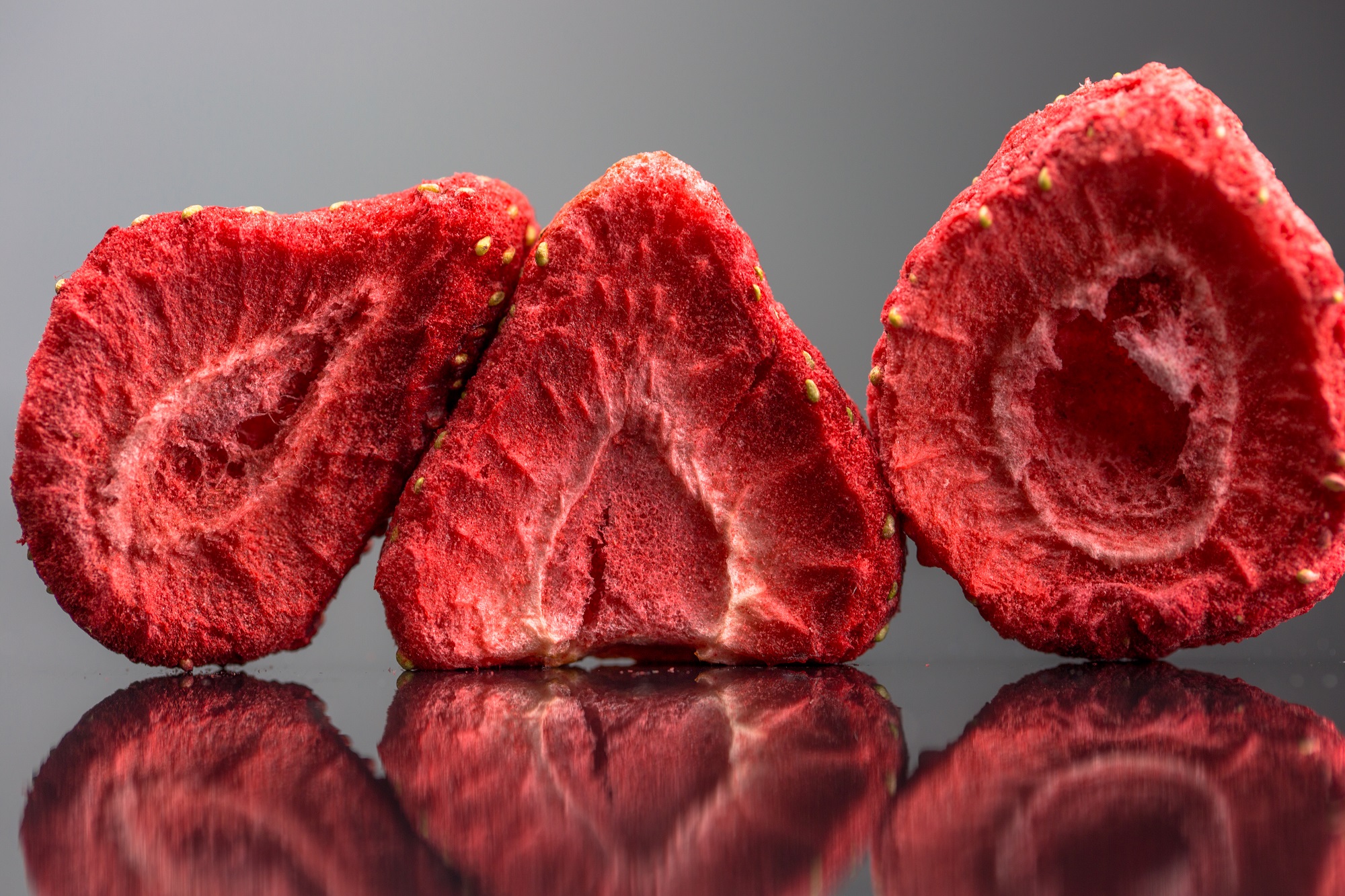 Gefriergetrocknete Erdbeerscheiben - Erdbeeren - 350g Beutel Tasty Pott  Gefriergetrocknete Erdbeerscheiben - Erdbeeren - 350g Beutel Tasty Pott
